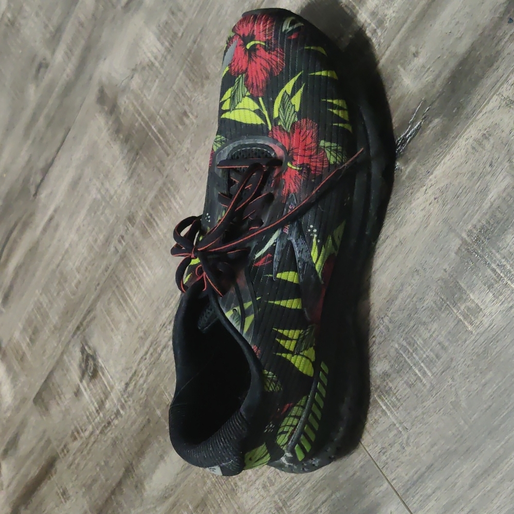 Brooks Adrenaline 20 GTS - Special Edition Floral